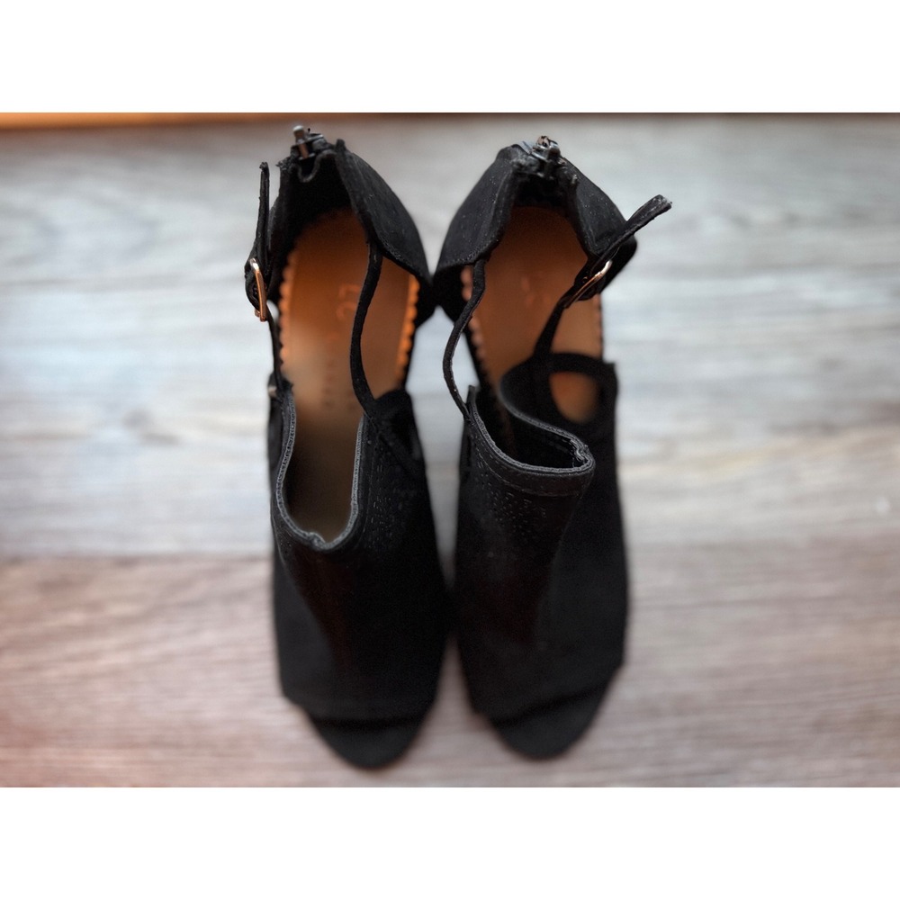 LC‎ Lauren Conrad Black Laser Cut Peep Toe Booties Stiletto Heels Womens 9